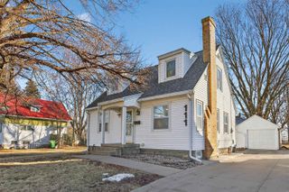 111 Rosebud Avenue, Waterloo, IA 50701