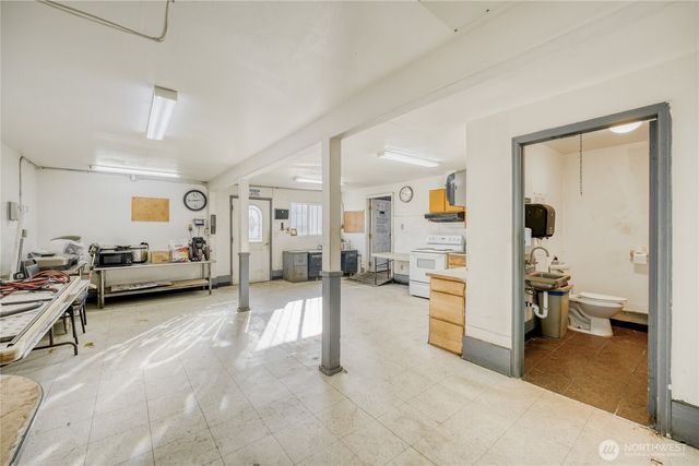 3819 94th Street SW, Lakewood, WA 98499