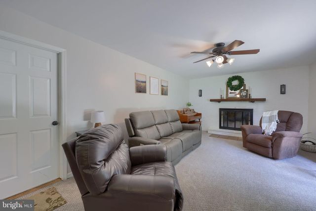 219 TOBACCO RD, Ephrata, PA 17522