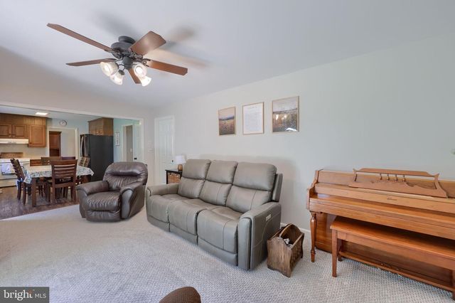 219 TOBACCO RD, Ephrata, PA 17522