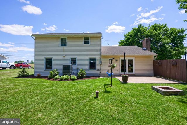219 TOBACCO RD, Ephrata, PA 17522