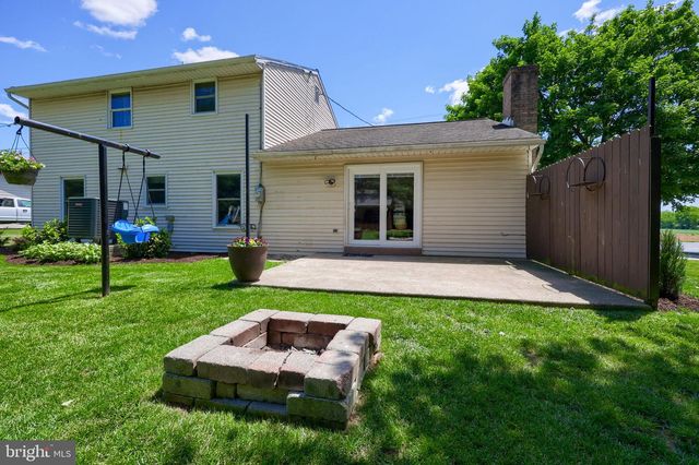 219 TOBACCO RD, Ephrata, PA 17522