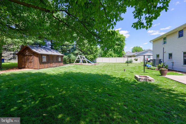 219 TOBACCO RD, Ephrata, PA 17522