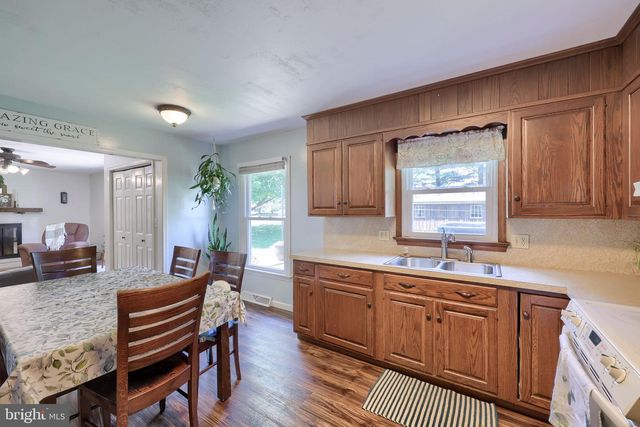 219 TOBACCO RD, Ephrata, PA 17522