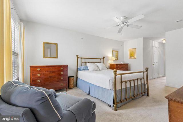 822 CREEKVIEW DR, Penllyn, PA 19422