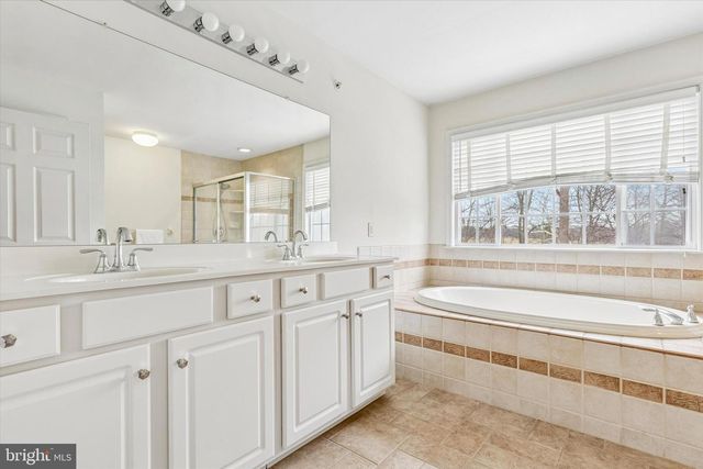 822 CREEKVIEW DR, Penllyn, PA 19422