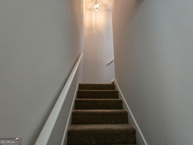 110 Lexington Park Drive, Lagrange, GA 30241