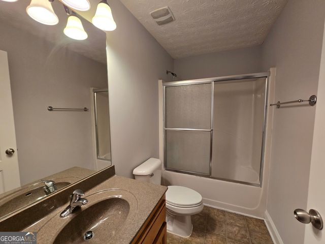 110 Lexington Park Drive, Lagrange, GA 30241