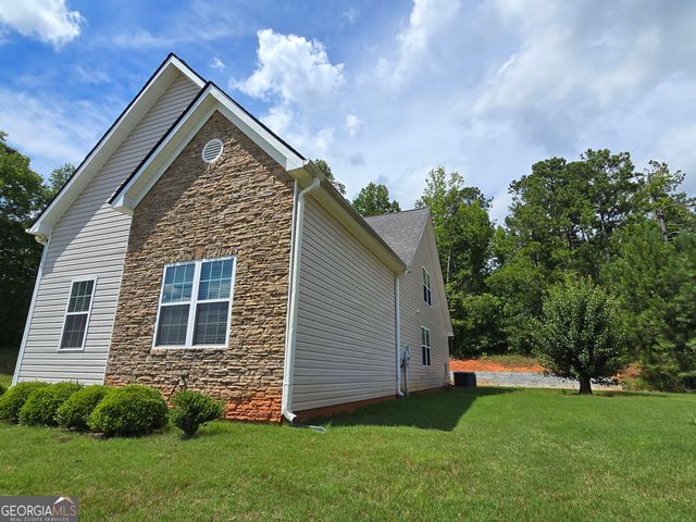 110 Lexington Park Drive, Lagrange, GA 30241