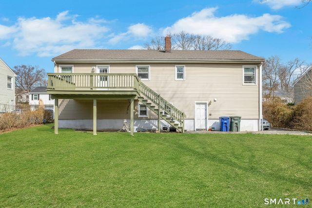 25 Quinsey Drive, Bridgeport, CT 06606