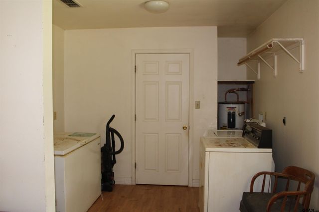 120 FM 2064 N, Jacksonville, TX 75766