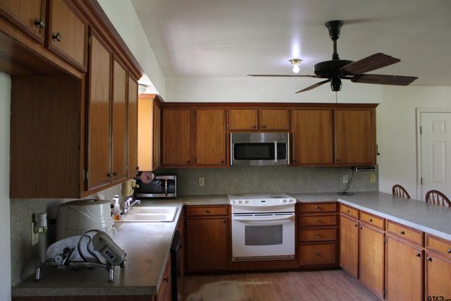 120 FM 2064 N, Jacksonville, TX 75766