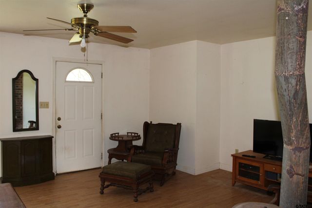 120 FM 2064 N, Jacksonville, TX 75766