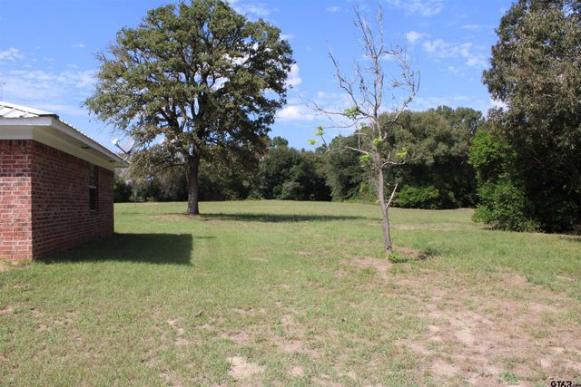 120 FM 2064 N, Jacksonville, TX 75766