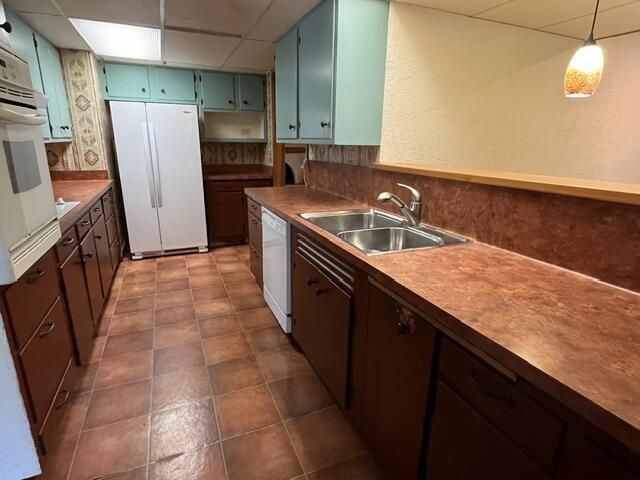 525 S 4th STREET E, Fort Atkinson, WI 53538