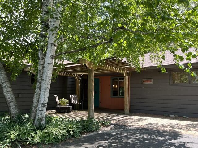 525 S 4th STREET E, Fort Atkinson, WI 53538