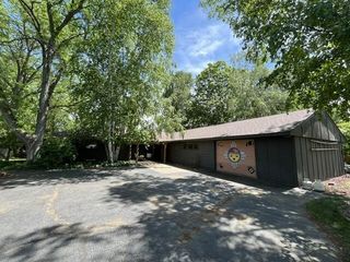 525 S 4th STREET E, Fort Atkinson, WI 53538