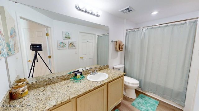 2230 Beach Drive, 1103, Gulfport, MS 39507