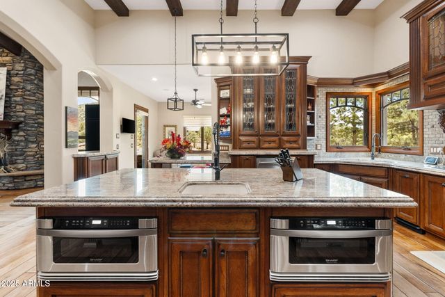 5350 W THREE FORKS Road, Prescott, AZ 86305