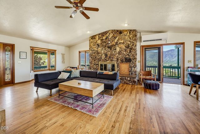 320 Gaerky Creek Road, Ashland, OR 97520