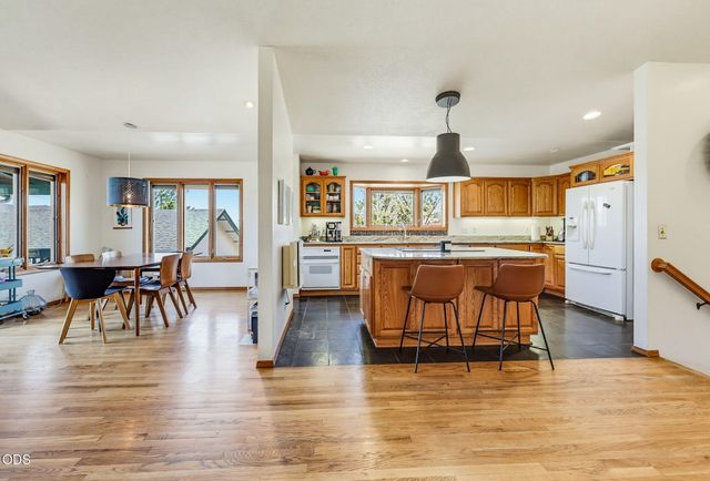320 Gaerky Creek Road, Ashland, OR 97520