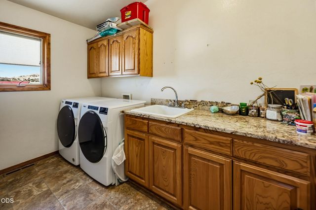 320 Gaerky Creek Road, Ashland, OR 97520