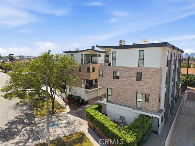5153 W Redondo Court, Los Angeles, CA 90019