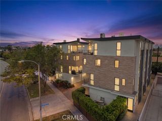 5153 W Redondo Court, Los Angeles, CA 90019