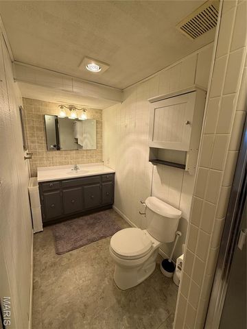 11015 Golf Crest Drive, St Louis, MO 63126