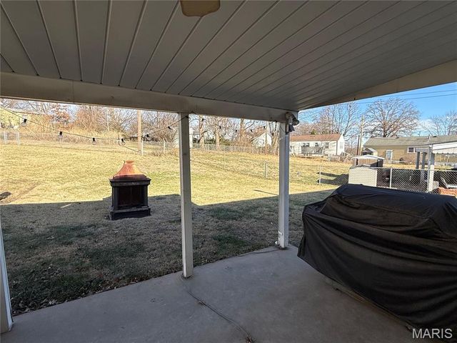 11015 Golf Crest Drive, St Louis, MO 63126