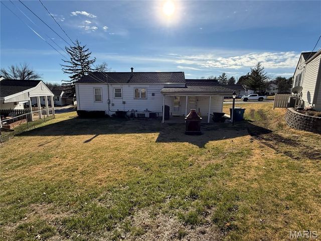 11015 Golf Crest Drive, St Louis, MO 63126