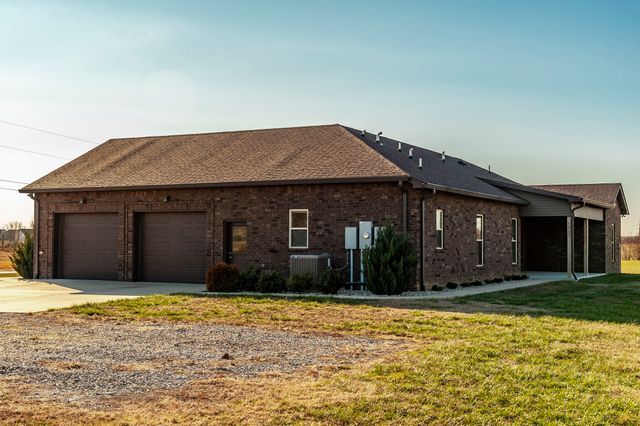 7728 Boyles Rd, White House, TN 37188