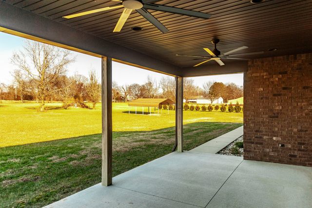 7728 Boyles Rd, White House, TN 37188