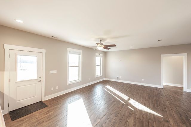 7728 Boyles Rd, White House, TN 37188