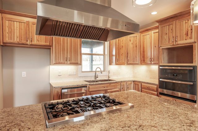 7728 Boyles Rd, White House, TN 37188