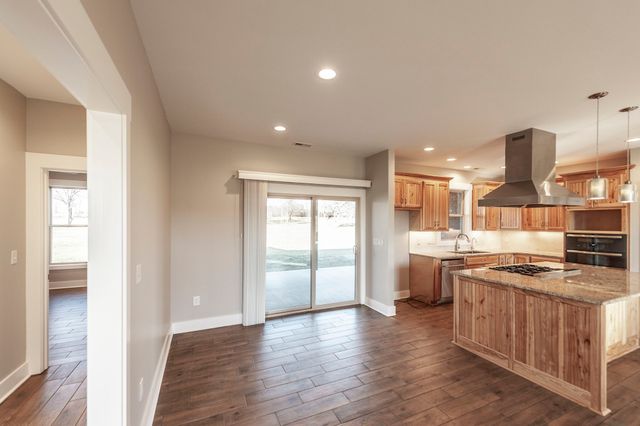 7728 Boyles Rd, White House, TN 37188