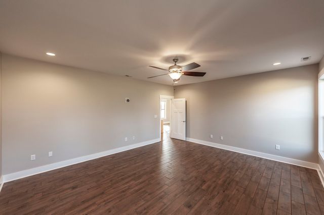 7728 Boyles Rd, White House, TN 37188