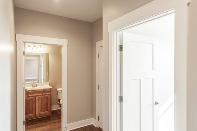 7728 Boyles Rd, White House, TN 37188