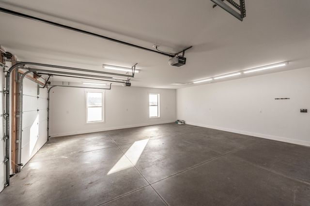 7728 Boyles Rd, White House, TN 37188