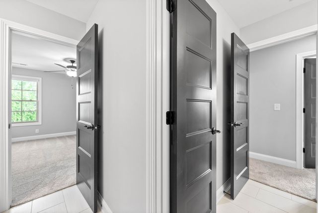250 Harrowgate Dr, Clarksville, TN 37043