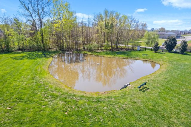 250 Harrowgate Dr, Clarksville, TN 37043