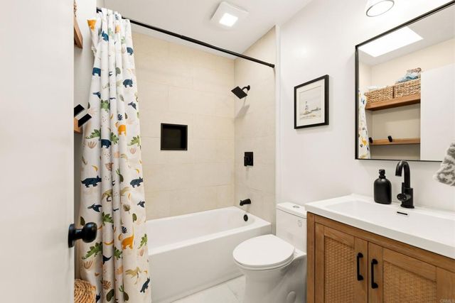1136 Shelburn Lane, Ventura, CA 93001
