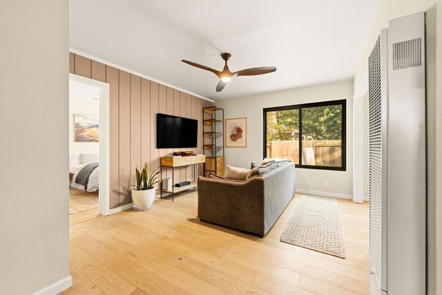1136 Shelburn Lane, Ventura, CA 93001