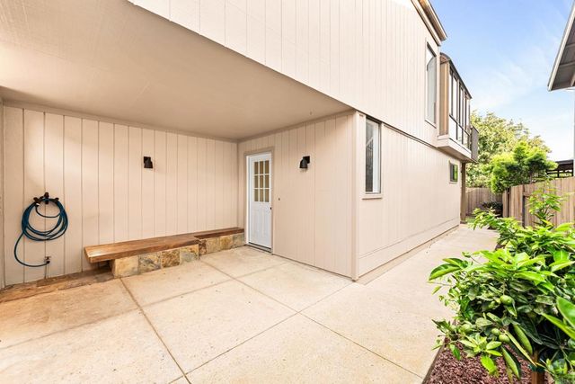1136 Shelburn Lane, Ventura, CA 93001