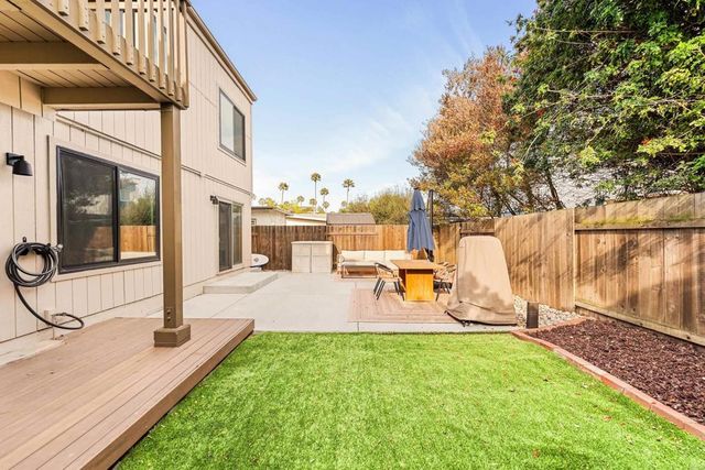 1136 Shelburn Lane, Ventura, CA 93001