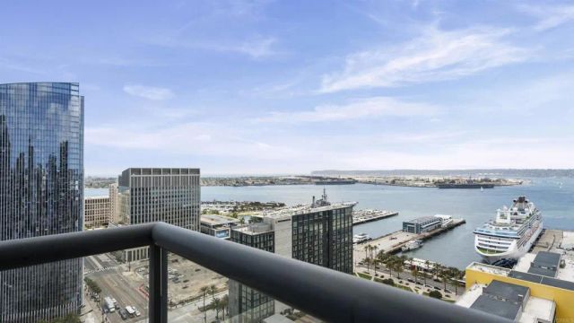 1199 Pacific Highway 3004, San Diego, CA 92101