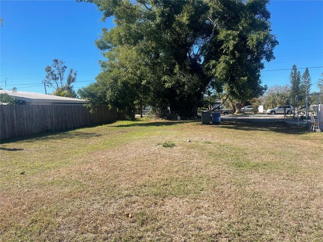 108 RIVER BOULEVARD N, Nokomis, FL 34275