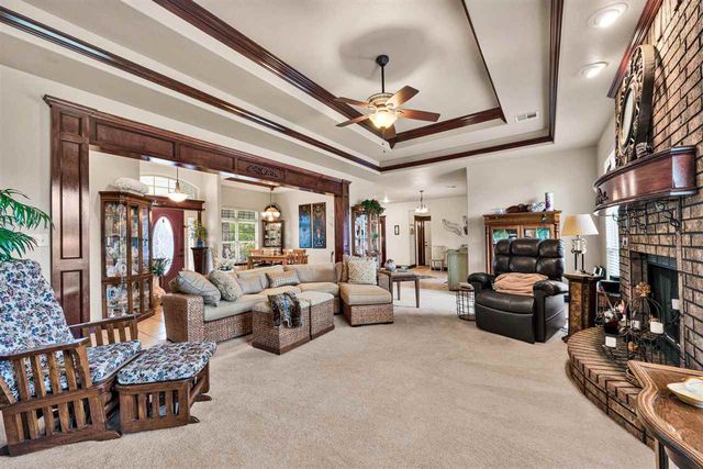 1220 Cypress Ln, Elgin, OK 73538