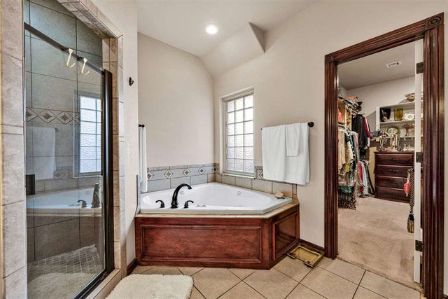 1220 Cypress Ln, Elgin, OK 73538