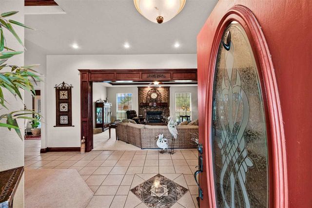 1220 Cypress Ln, Elgin, OK 73538